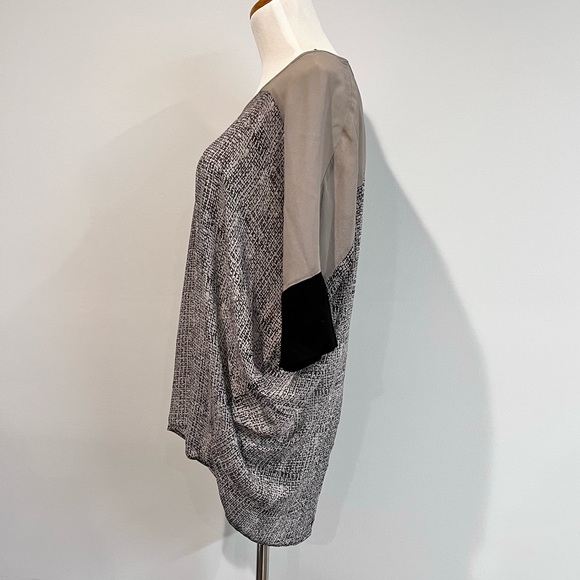 100% Silk Colorblock Sheer Blouse Tunic. Black & Grey XS Dolmain Sleeve - Picture 7 of 9